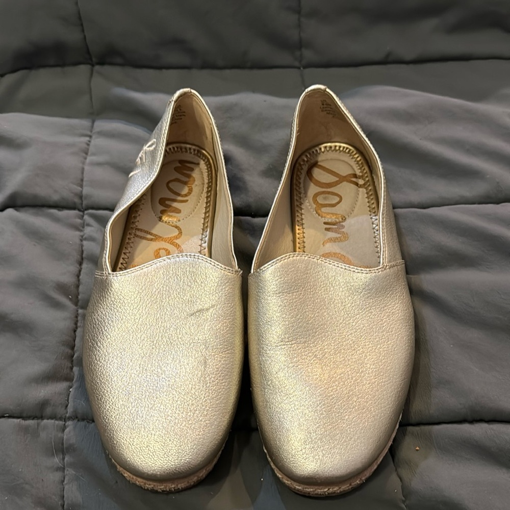 Sam Edelman gold loafers slip on size 8.5